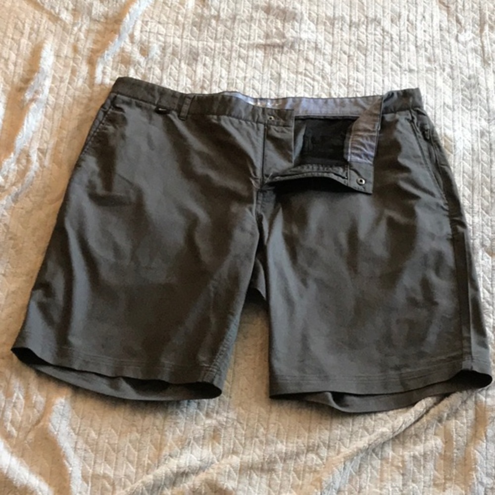 Men’s Nike Golf Shorts